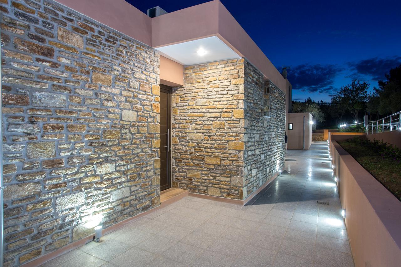 Aventura Village Potos Bagian luar foto